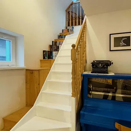 The Rad Chalet *